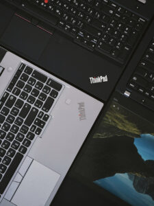 Lenovo ThinkPad w AG.pl – niezawodne laptopy biznesowe z ekranem dotykowym i gwarancją